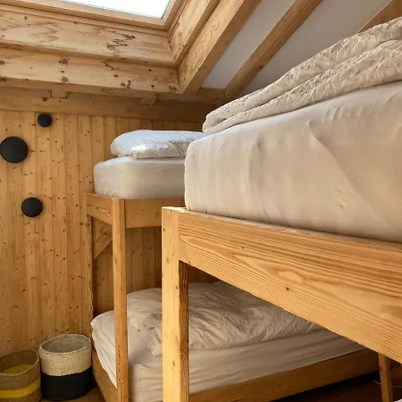 Sunny Apt, Fabulous View & Balcony, Sleeps 8 Apartment Verbier