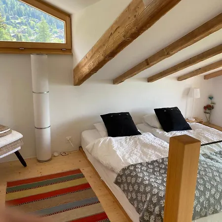 Sunny Apt, Fabulous View & Balcony, Sleeps 8 Verbier