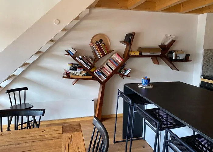 Apartment Sunny Apt, Fabulous View & Balcony, Sleeps 8