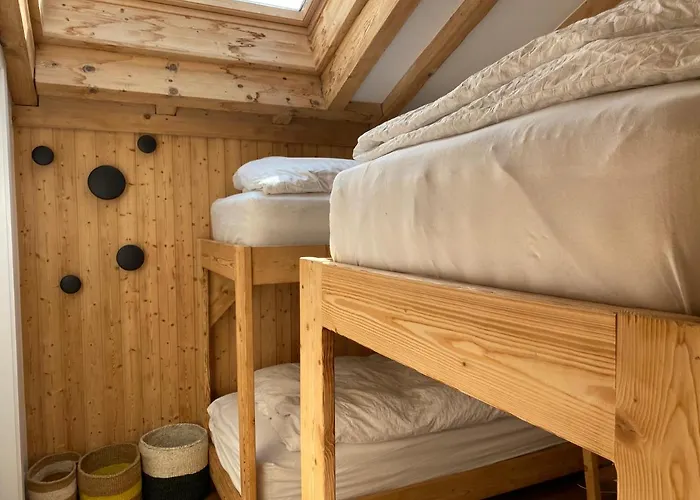 Sunny Apt, Fabulous View & Balcony, Sleeps 8 Apartament Verbier